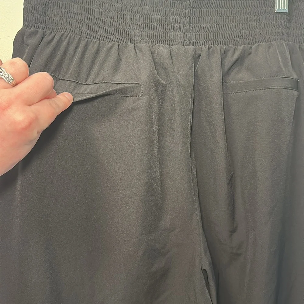 Calvin Klein Women’s Black Modern Structure Jogger Pants Size‎ M